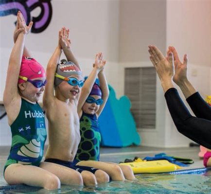 How Early Can You Start Swim Lessons: A Dive into Early Aquatic Education